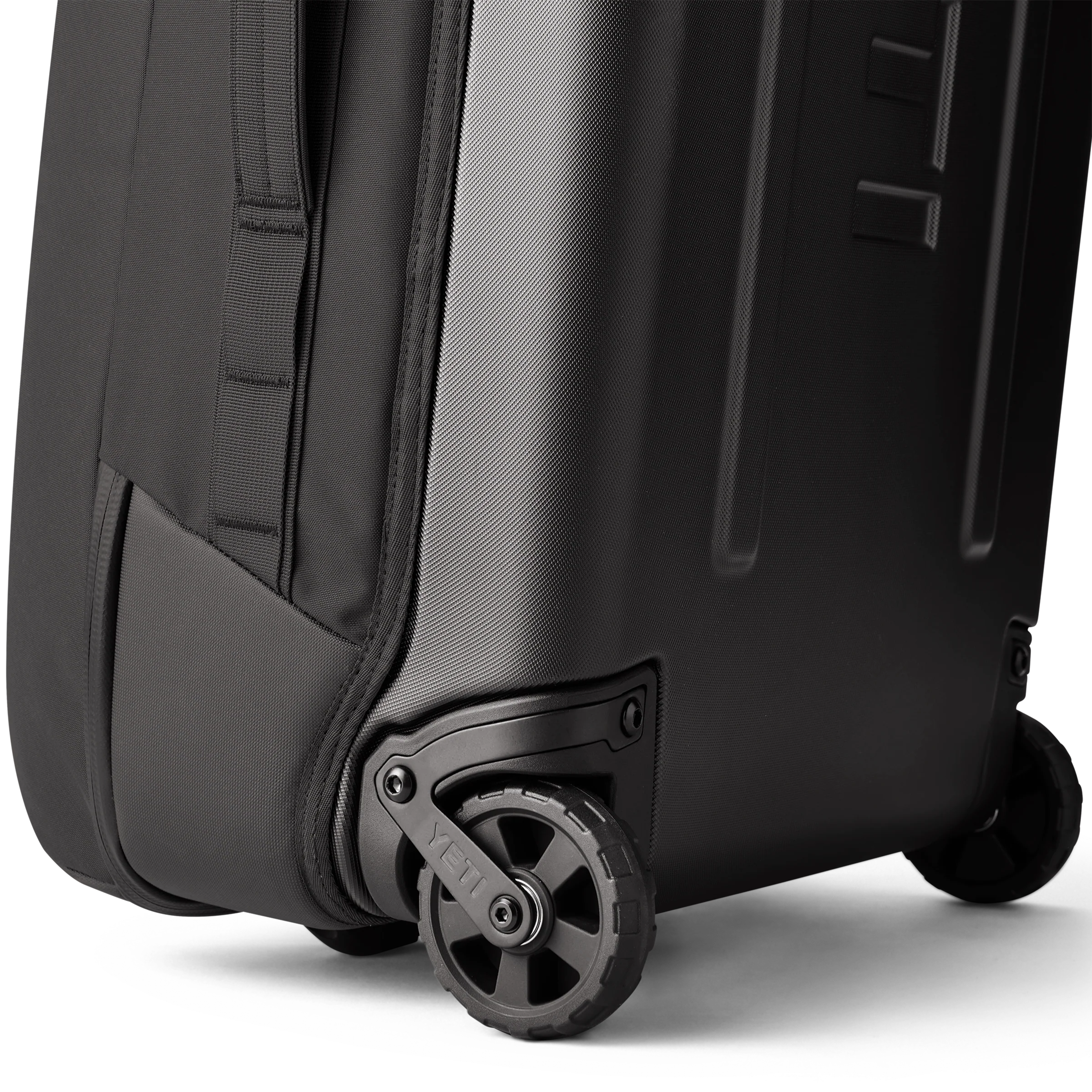 Crossroads® 73L / 29" Luggage - Image 3